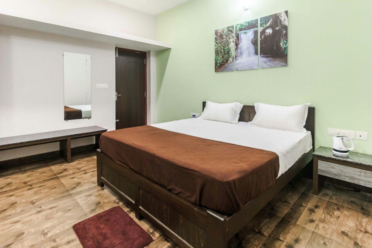 Karkera Comforts Hotel Madikeri Zewnętrze zdjęcie