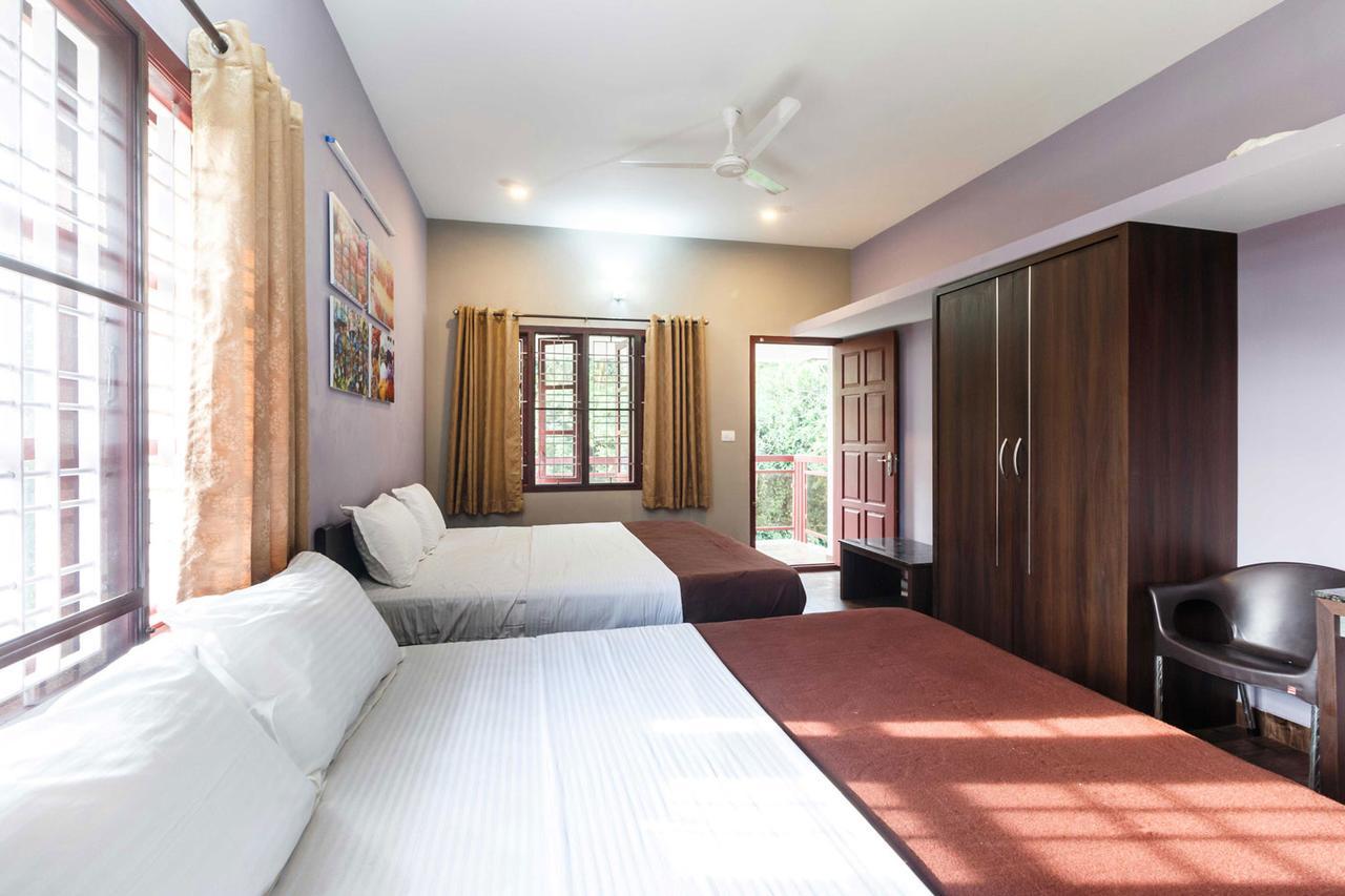 Karkera Comforts Hotel Madikeri Zewnętrze zdjęcie