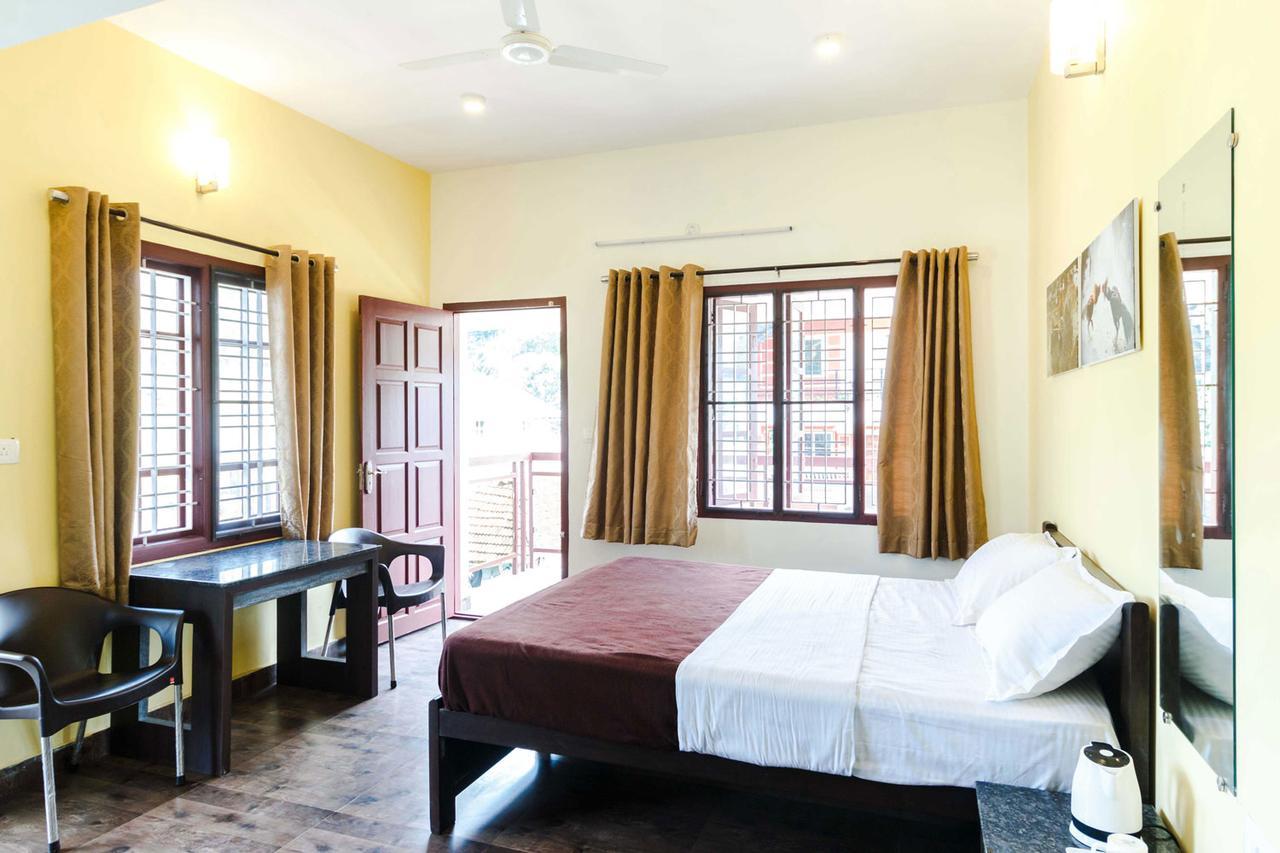 Karkera Comforts Hotel Madikeri Zewnętrze zdjęcie