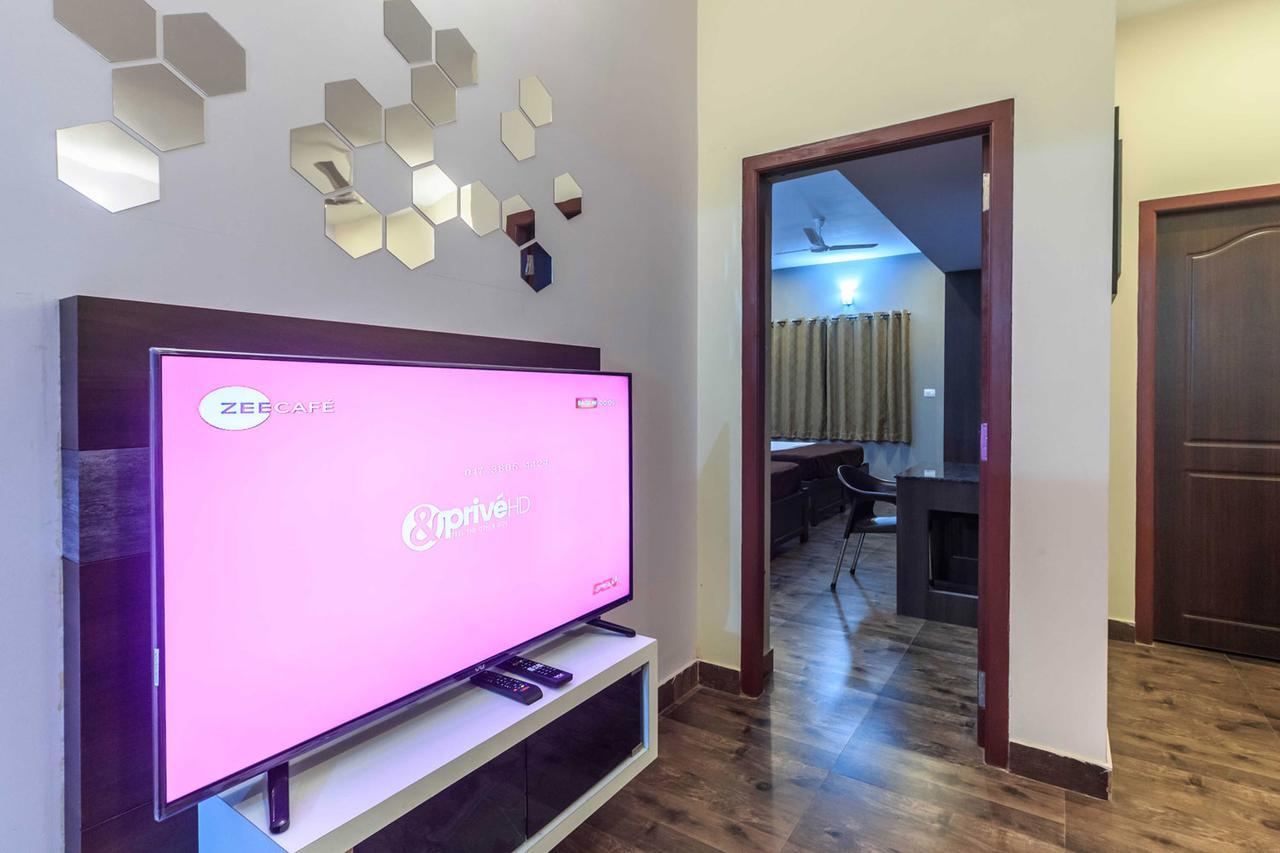 Karkera Comforts Hotel Madikeri Zewnętrze zdjęcie