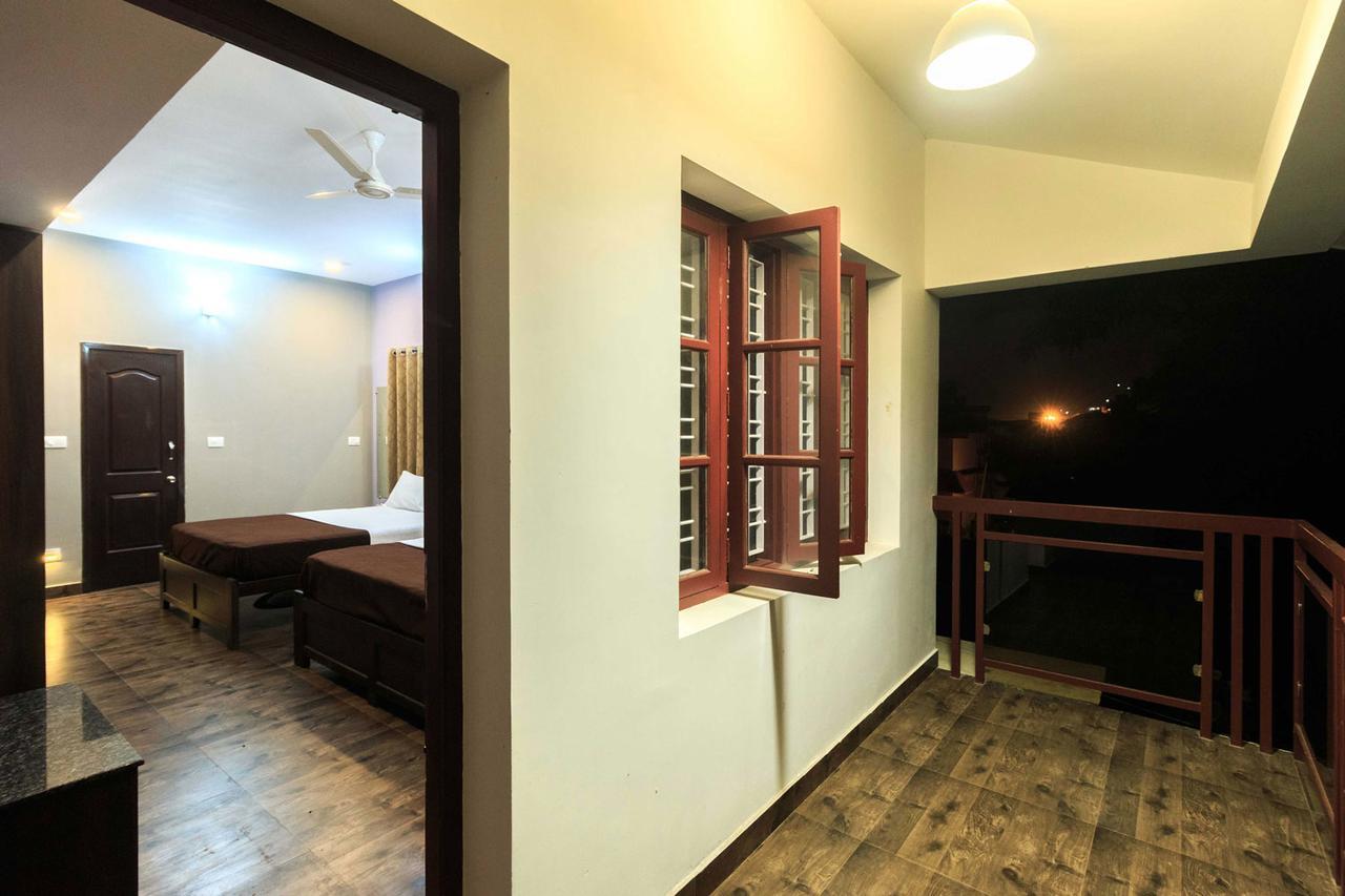 Karkera Comforts Hotel Madikeri Zewnętrze zdjęcie
