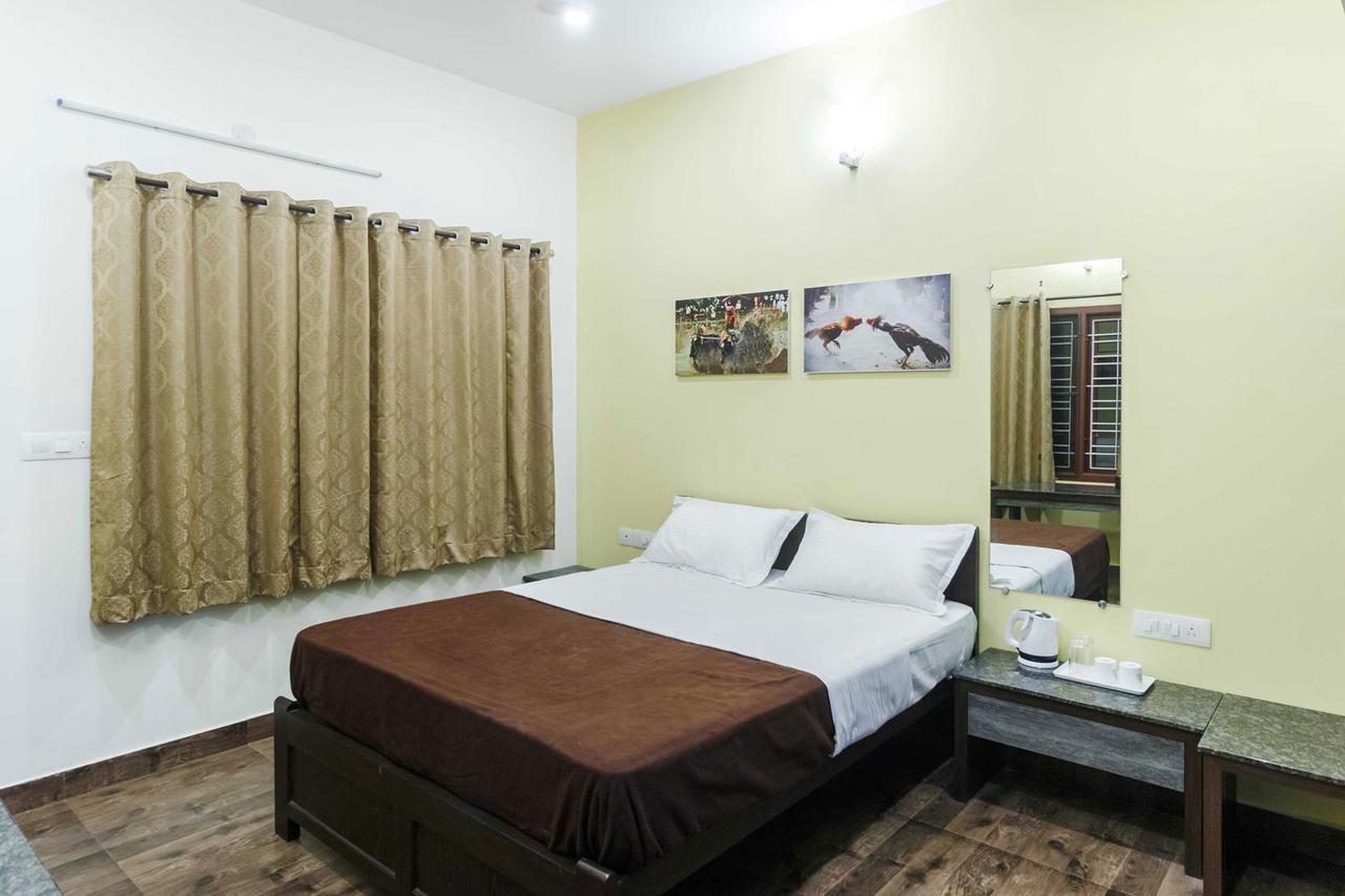 Karkera Comforts Hotel Madikeri Zewnętrze zdjęcie