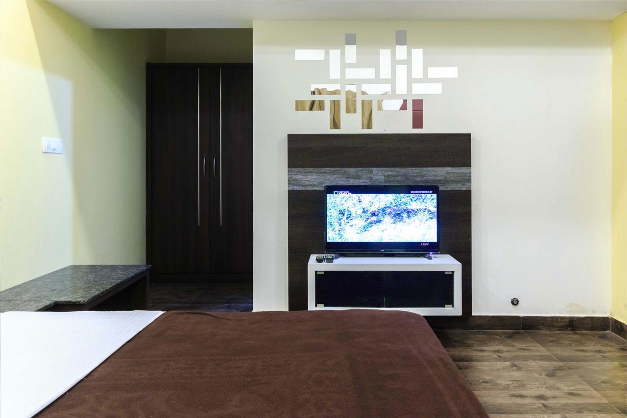 Karkera Comforts Hotel Madikeri Zewnętrze zdjęcie